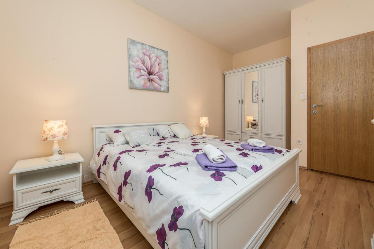 Holiday Home Tower With Private Pool, Sauna And Quads Smilcic Exteriér fotografie