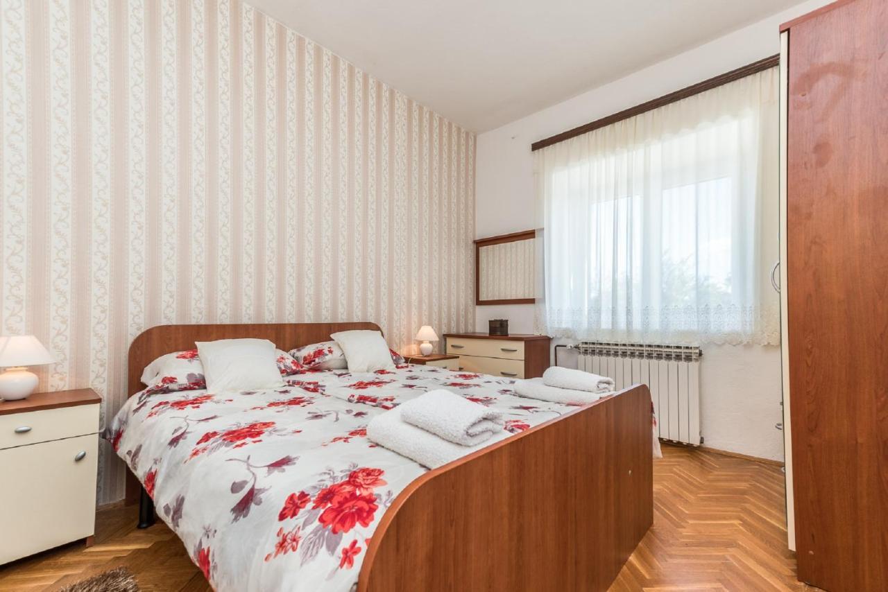 Holiday Home Tower With Private Pool, Sauna And Quads Smilcic Exteriér fotografie